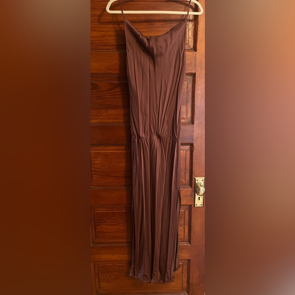 GLYNIS DRESS IN MULBERRY, ASTR THE LABEL size small